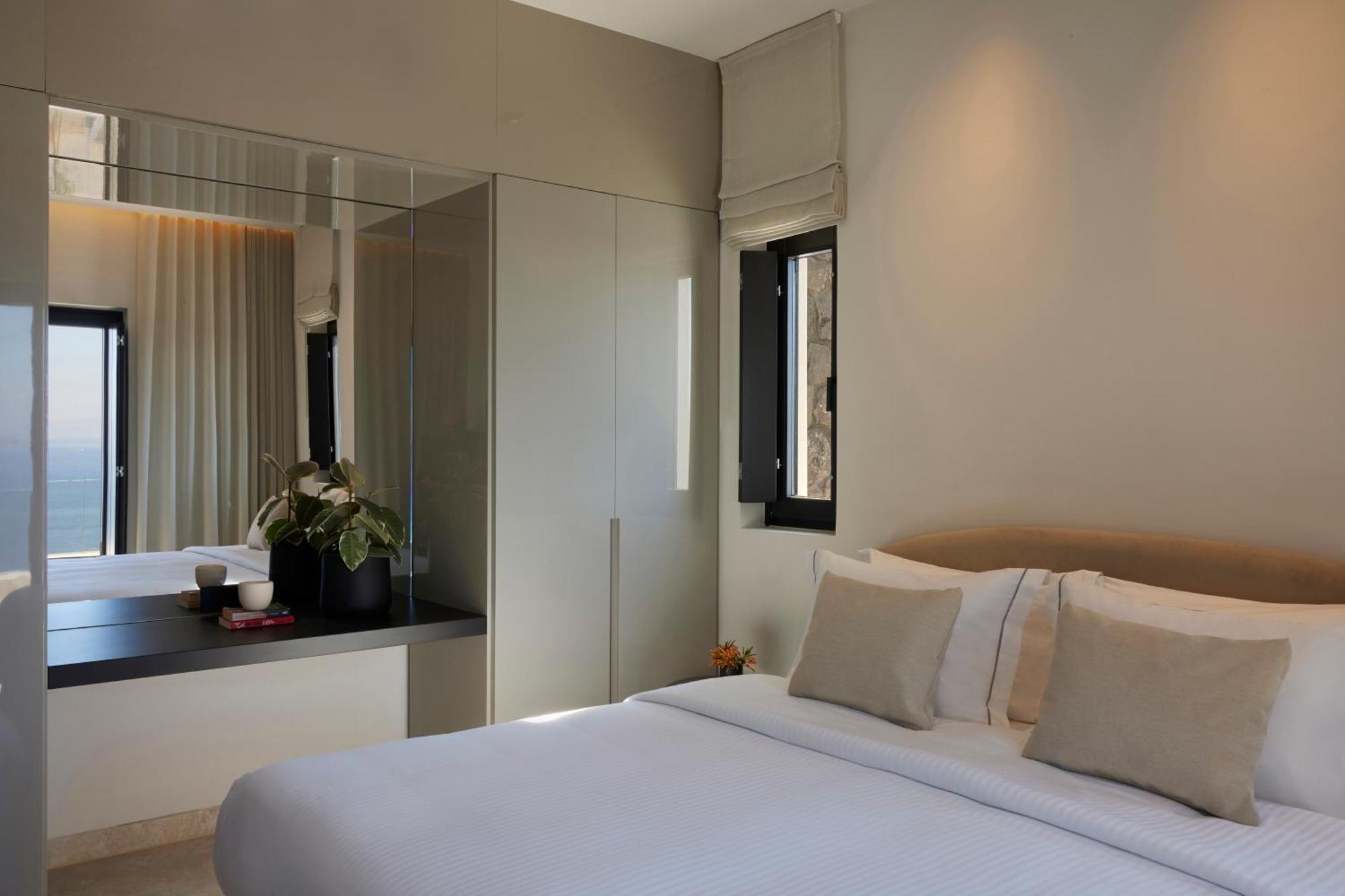 Aernia Suites & Art Akrotiri  Exterior photo